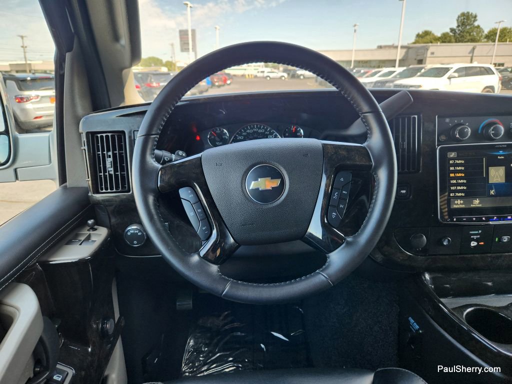 Used 2023 Chevrolet Express 2500 image 38