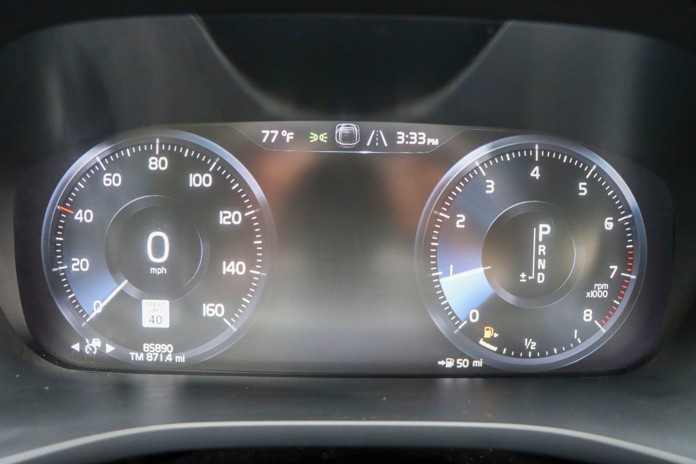Used 2018 Volvo XC60 T5 R-Design w/ Convenience Package image 32