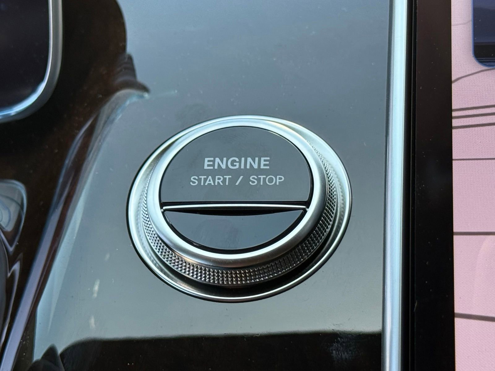 New 2026 Mercedes-Benz S 580e 4MATIC Sedan image 26