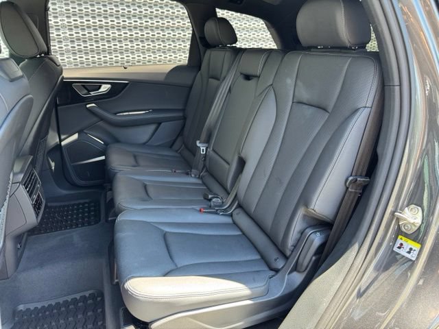 Certified 2025 Audi Q7 3.0T Premium Plus AWD/4WD image 11