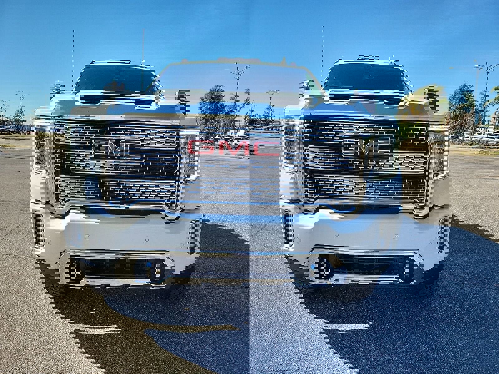 Used 2023 GMC Sierra 2500 Denali image 4