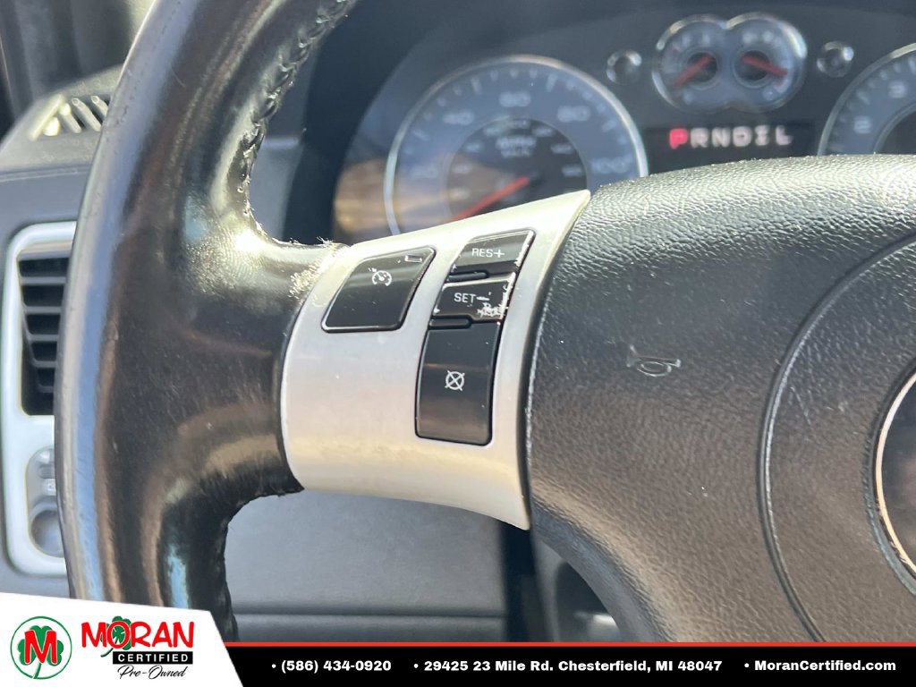 Used 2008 Pontiac Torrent 2WD image 24