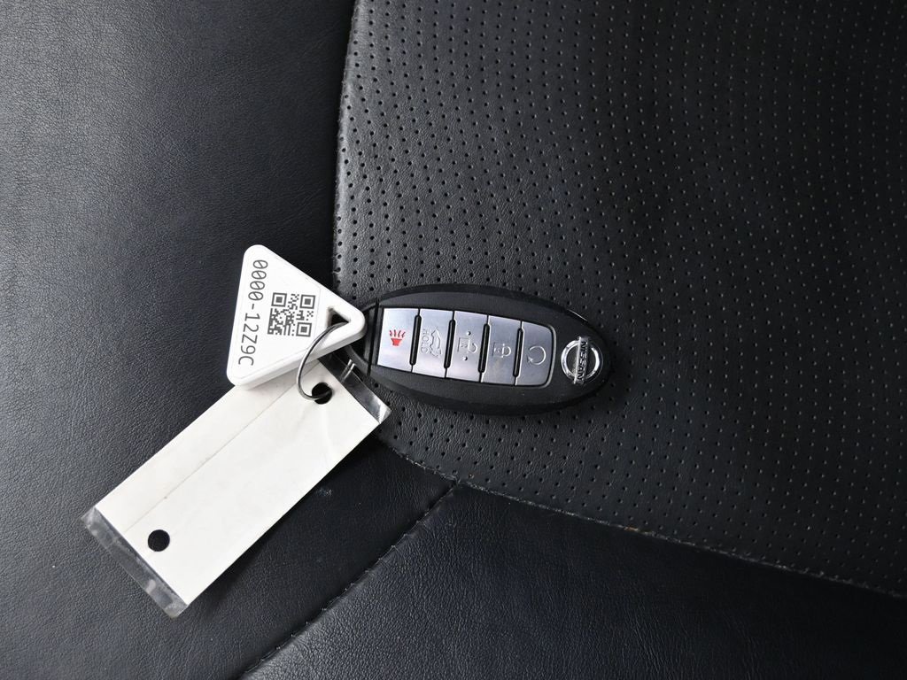 Used 2019 Nissan Armada Platinum w/ Captain's Chairs Package image 28