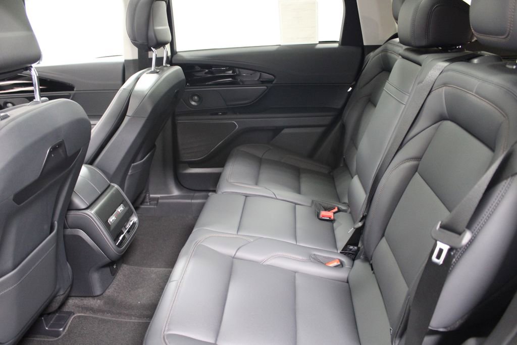 New 2026 Lincoln Nautilus Premier w/ Equipment Group 102A image 25