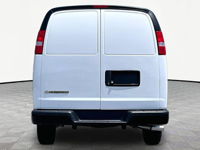 New 2026 Chevrolet Express 2500 w/ Driver Convenience Package RWD image 5