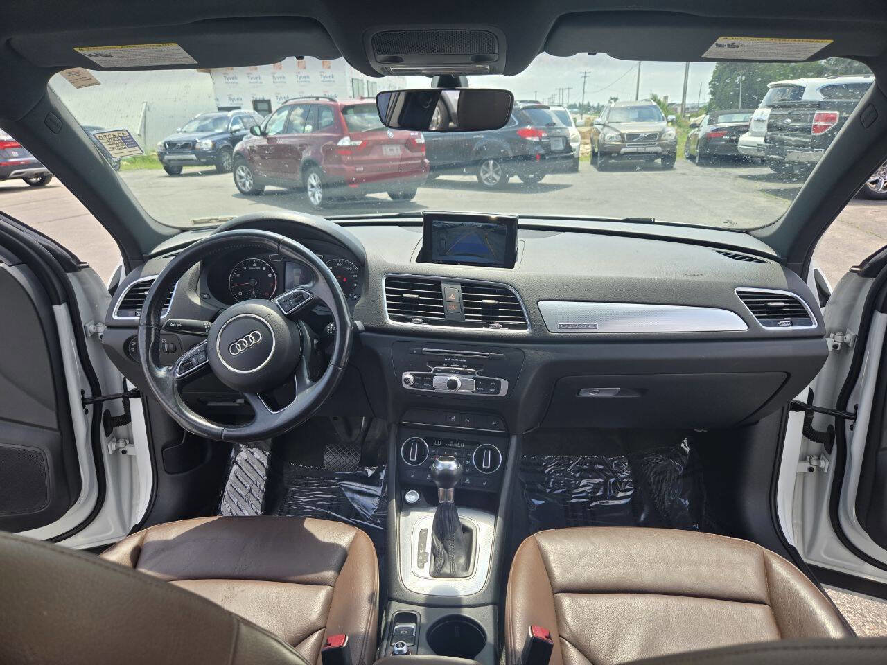 Used 2017 Audi Q3 2.0T Premium Plus w/ Premium Plus Package image 47