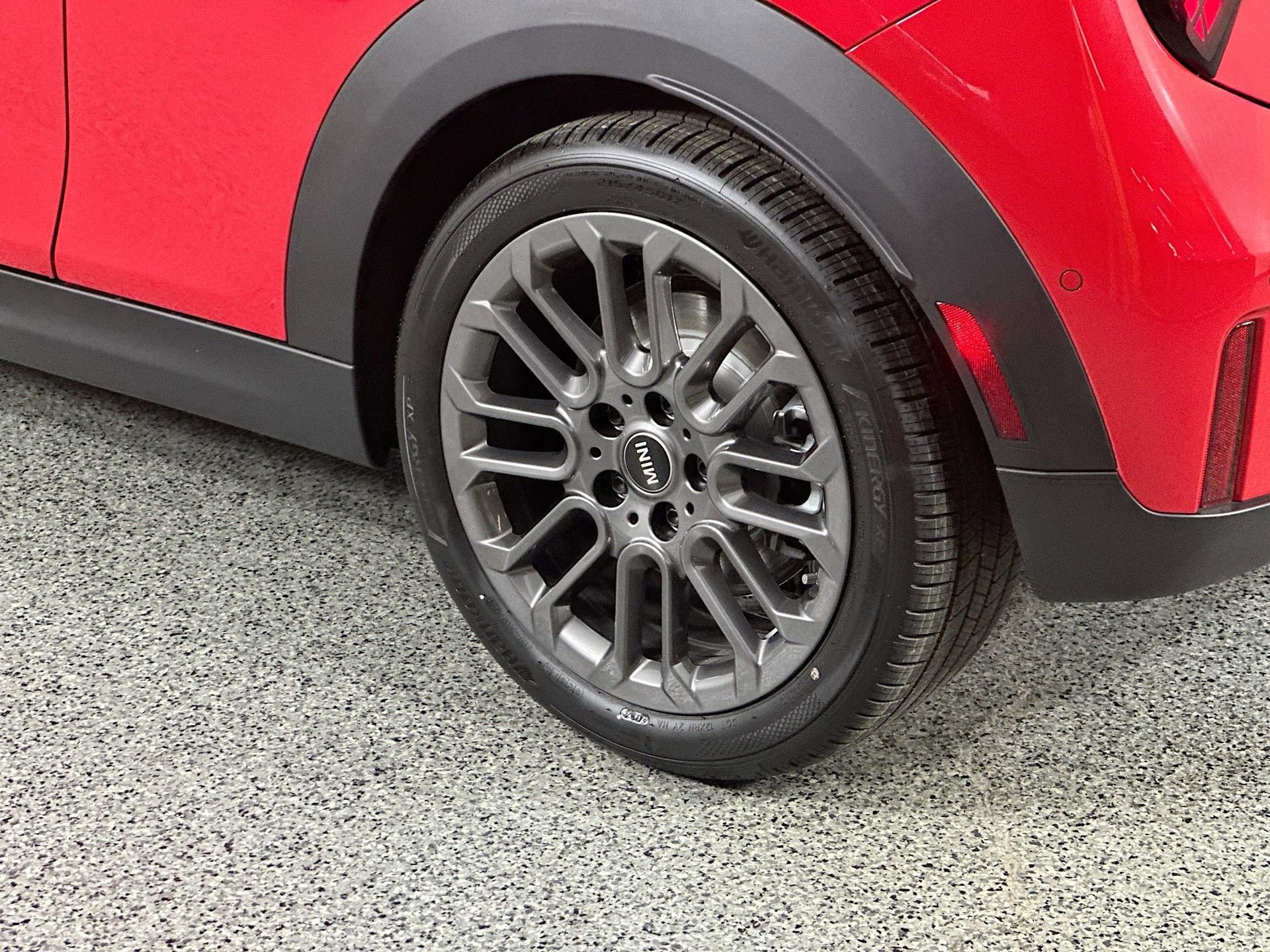 Used 2025 MINI Cooper S image 29