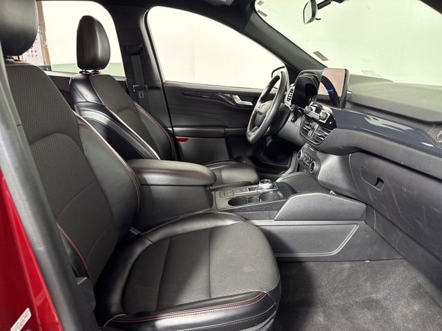 Used 2024 Ford Escape ST-Line image 21