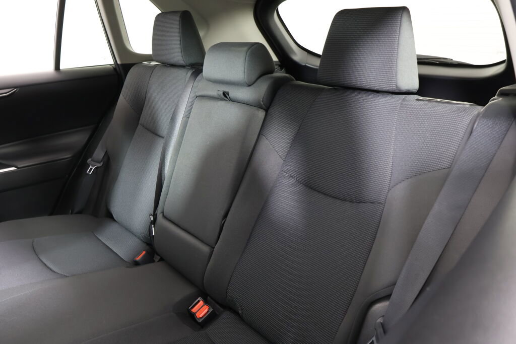 Used 2023 Toyota RAV4 LE image 15