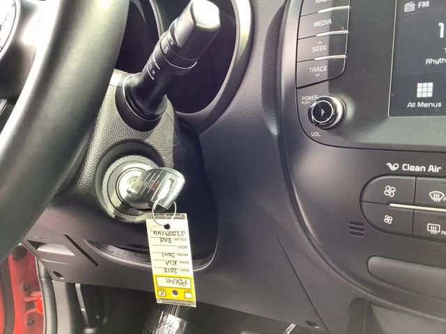 Used 2018 Kia Soul + image 16