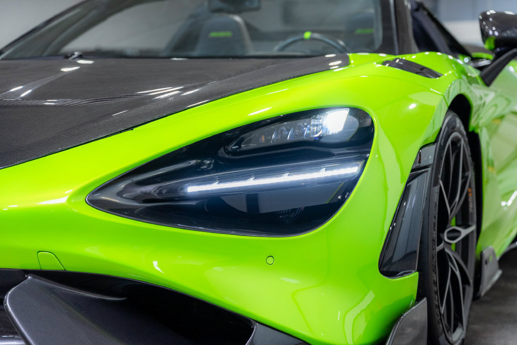 Used 2022 McLaren 765LT RWD image 17