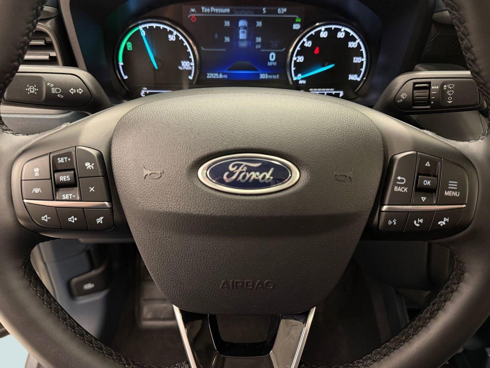 Used 2024 Ford Maverick Lariat w/ Black Appearance Package image 13