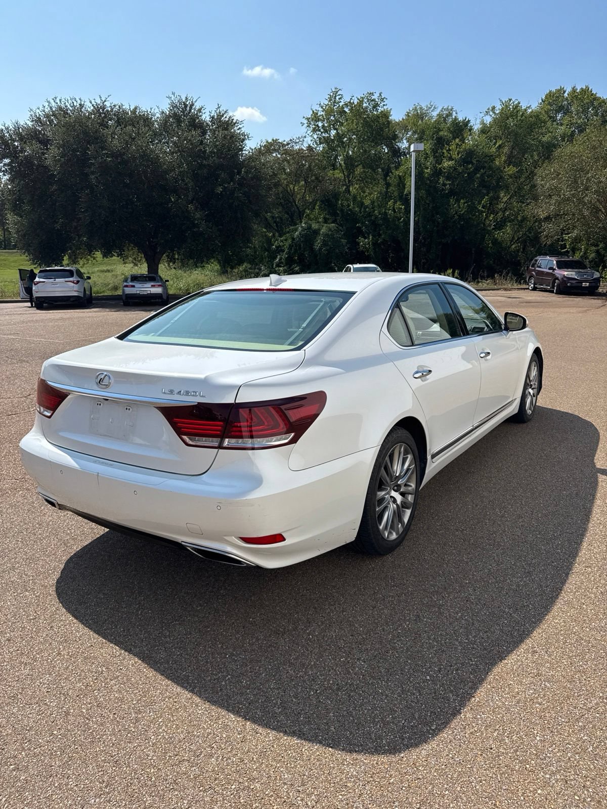 Used 2016 Lexus LS 460 L RWD image 20