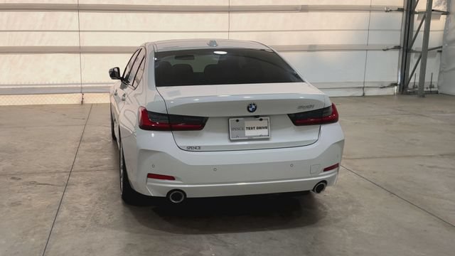 Used 2023 BMW 330i Sedan w/ Premium Package RWD image 3