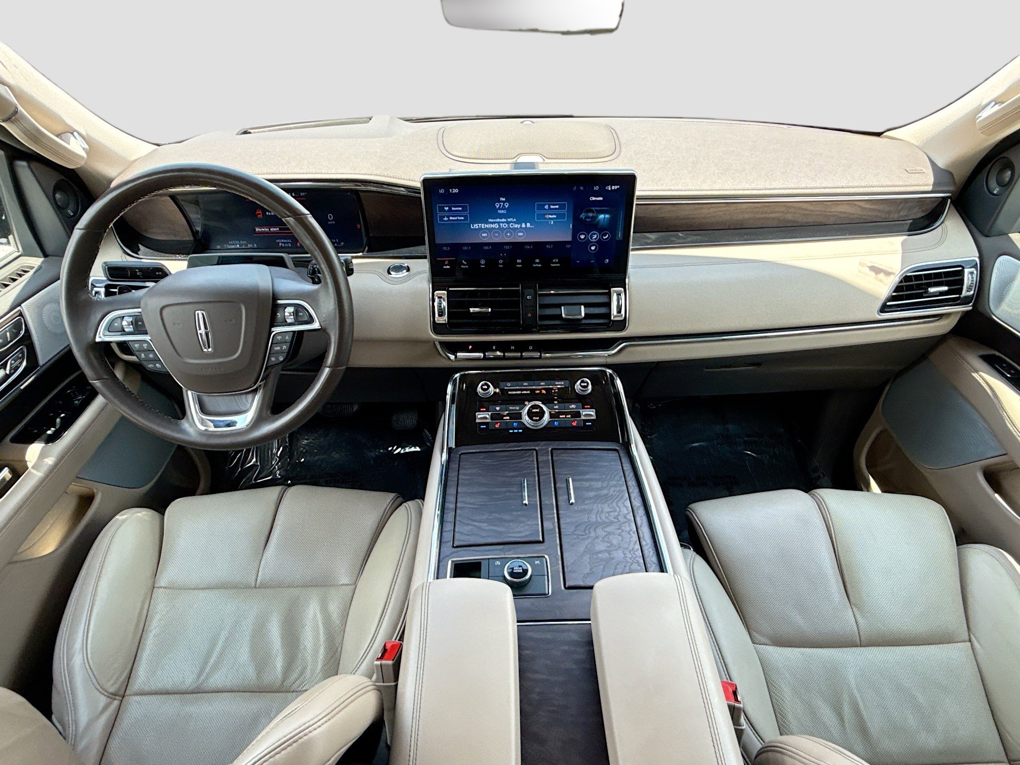 Used 2023 Lincoln Navigator L Reserve AWD/4WD image 15