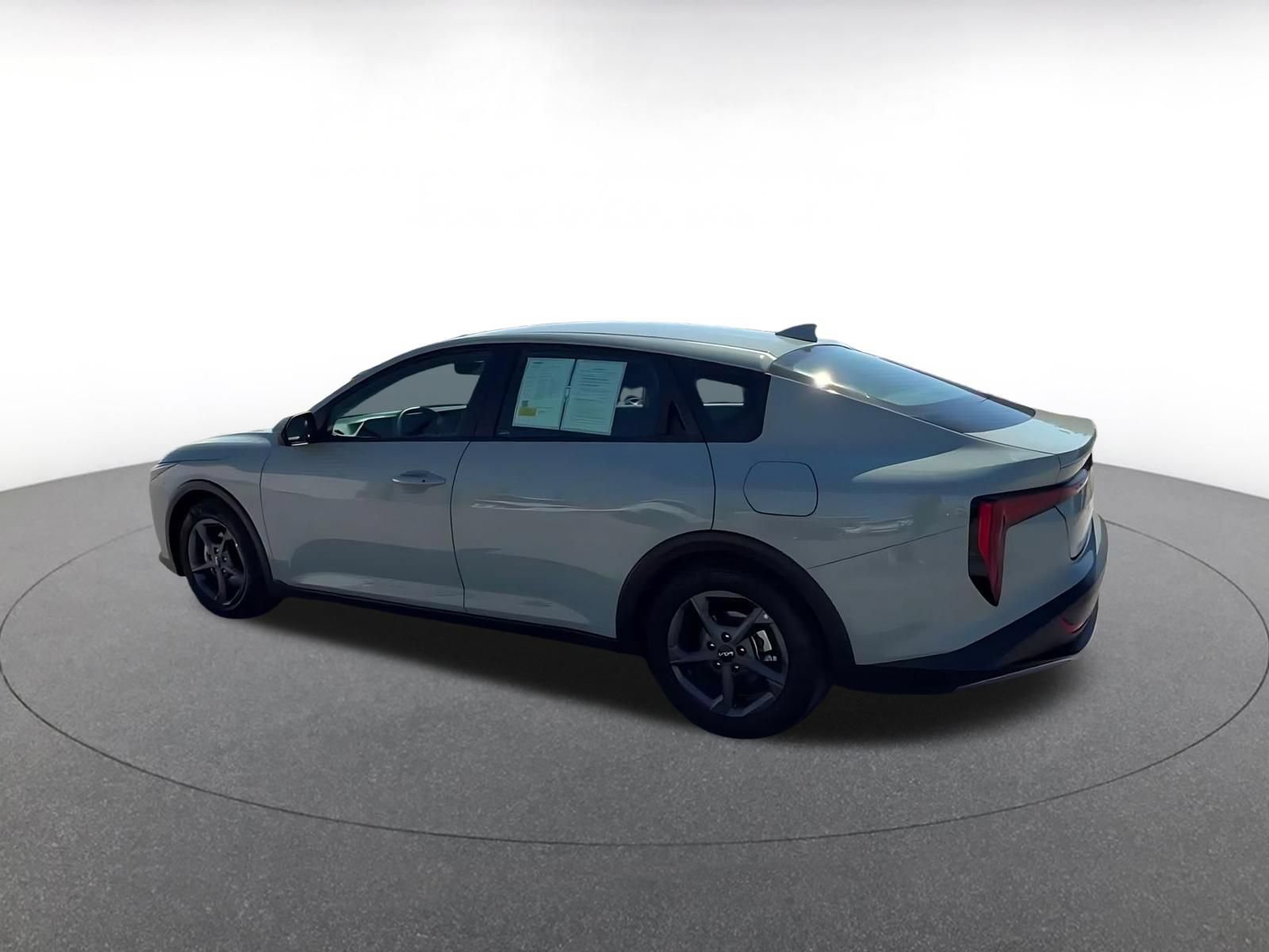 Used 2026 Kia K4 FWD image 9