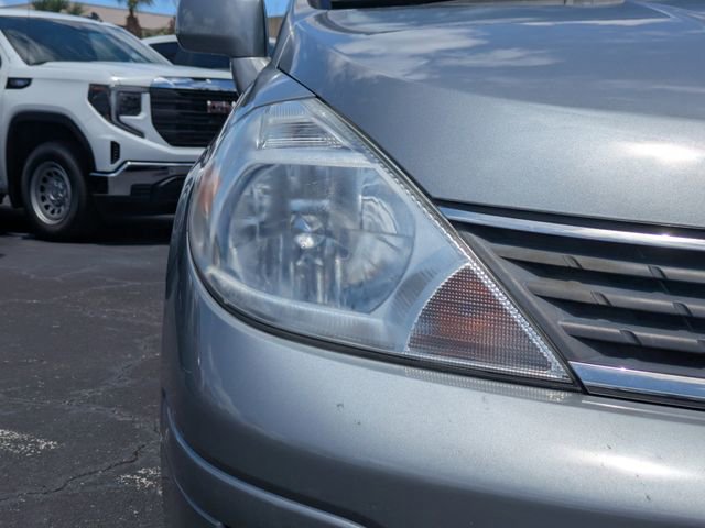Used 2009 Nissan Versa Hatchback FWD image 10