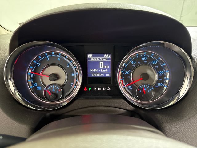 Used 2014 Chrysler Town & Country Touring FWD image 26