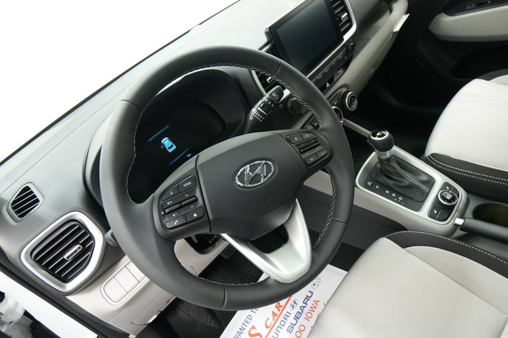 New 2026 Hyundai Venue SEL FWD image 13