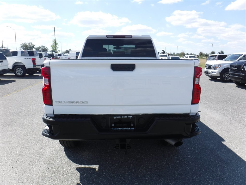 Used 2023 Chevrolet Silverado 2500 Custom w/ Custom Convenience Package image 7