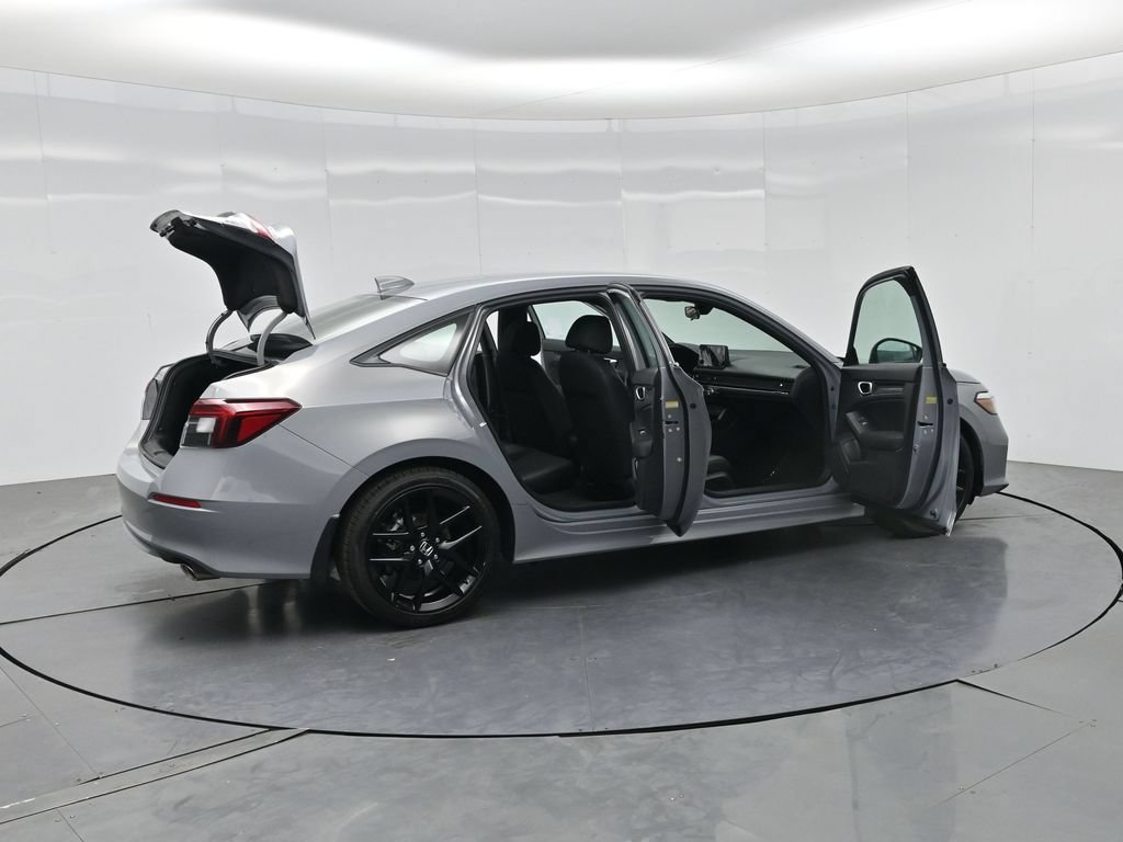 Used 2025 Honda Civic Sport image 4