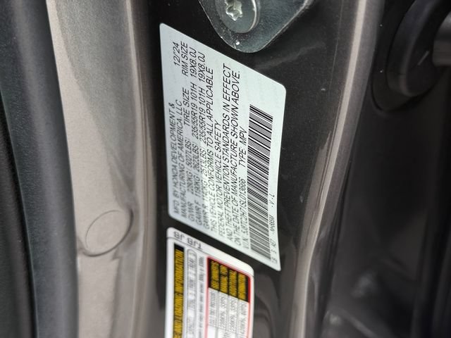 Used 2025 Acura RDX w/ Advance Package AWD/4WD image 23