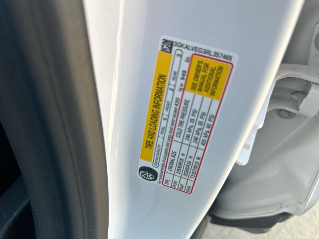 Used 2024 GMC Terrain SLT AWD/4WD image 45