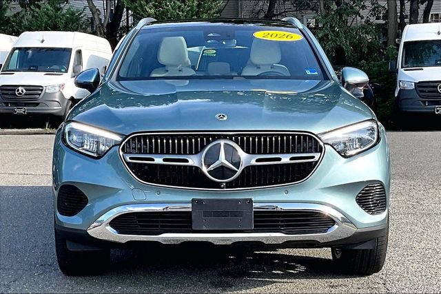 Used 2026 Mercedes-Benz GLC 300 4MATIC image 2