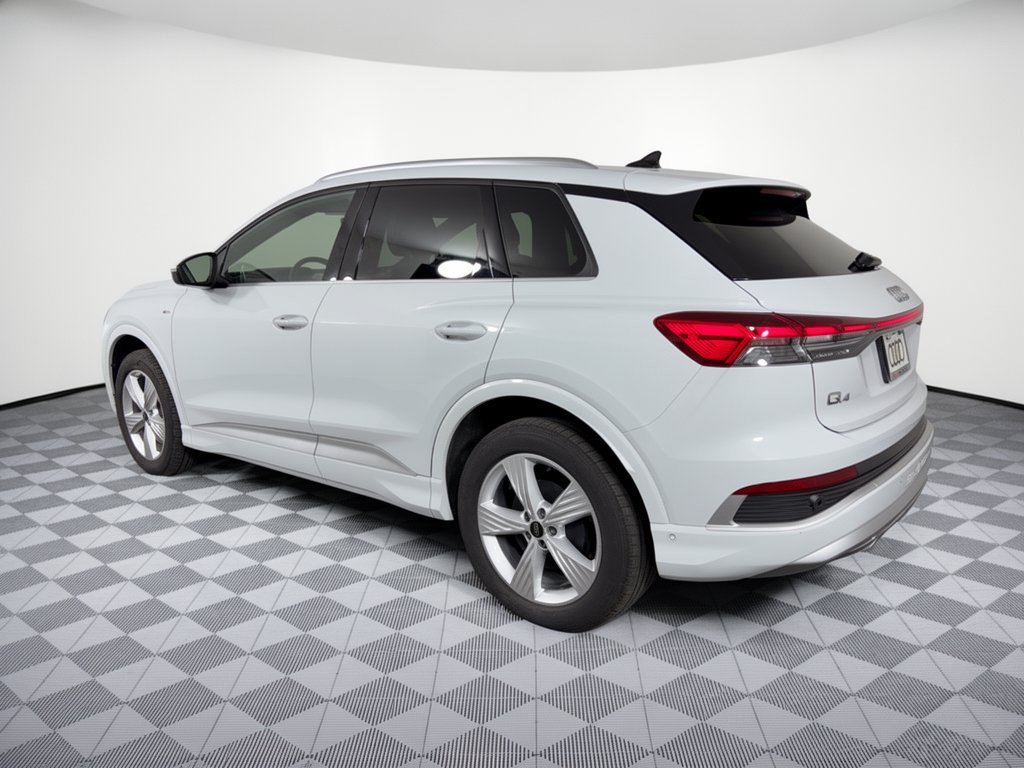Certified 2024 Audi Q4 e-tron Premium Plus AWD/4WD image 3