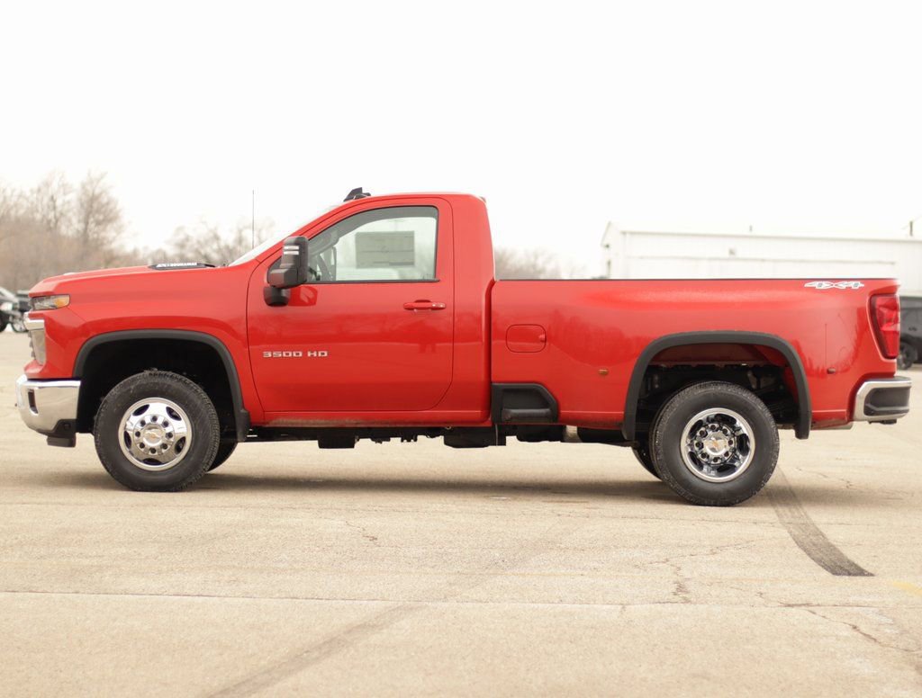 New 2026 Chevrolet Silverado 3500 LT AWD/4WD image 4