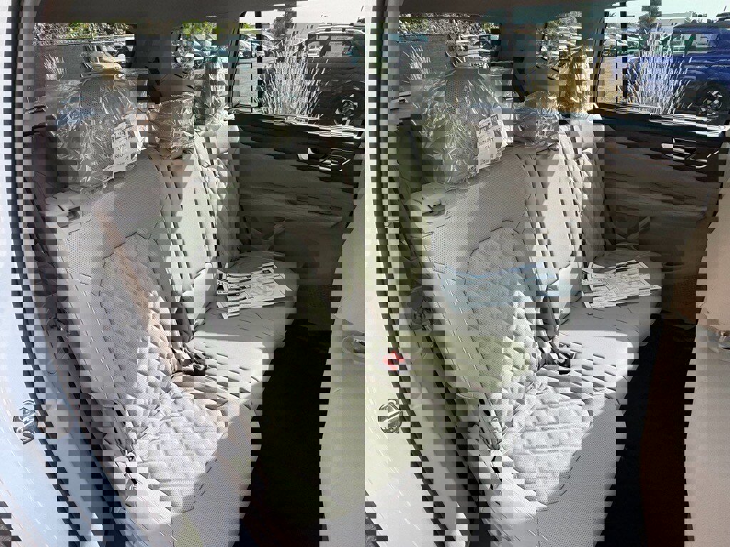 New 2026 Volkswagen Atlas SEL Premium R-Line image 15