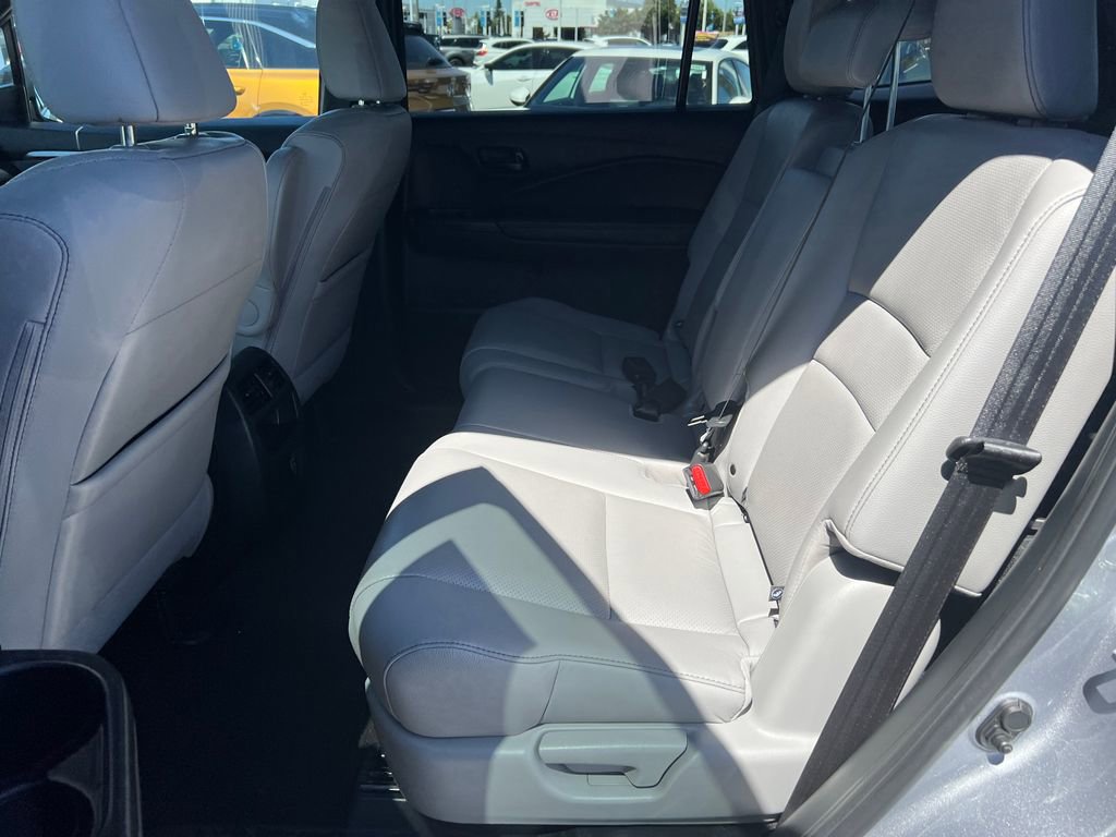 Used 2023 Honda Passport EX-L image 29
