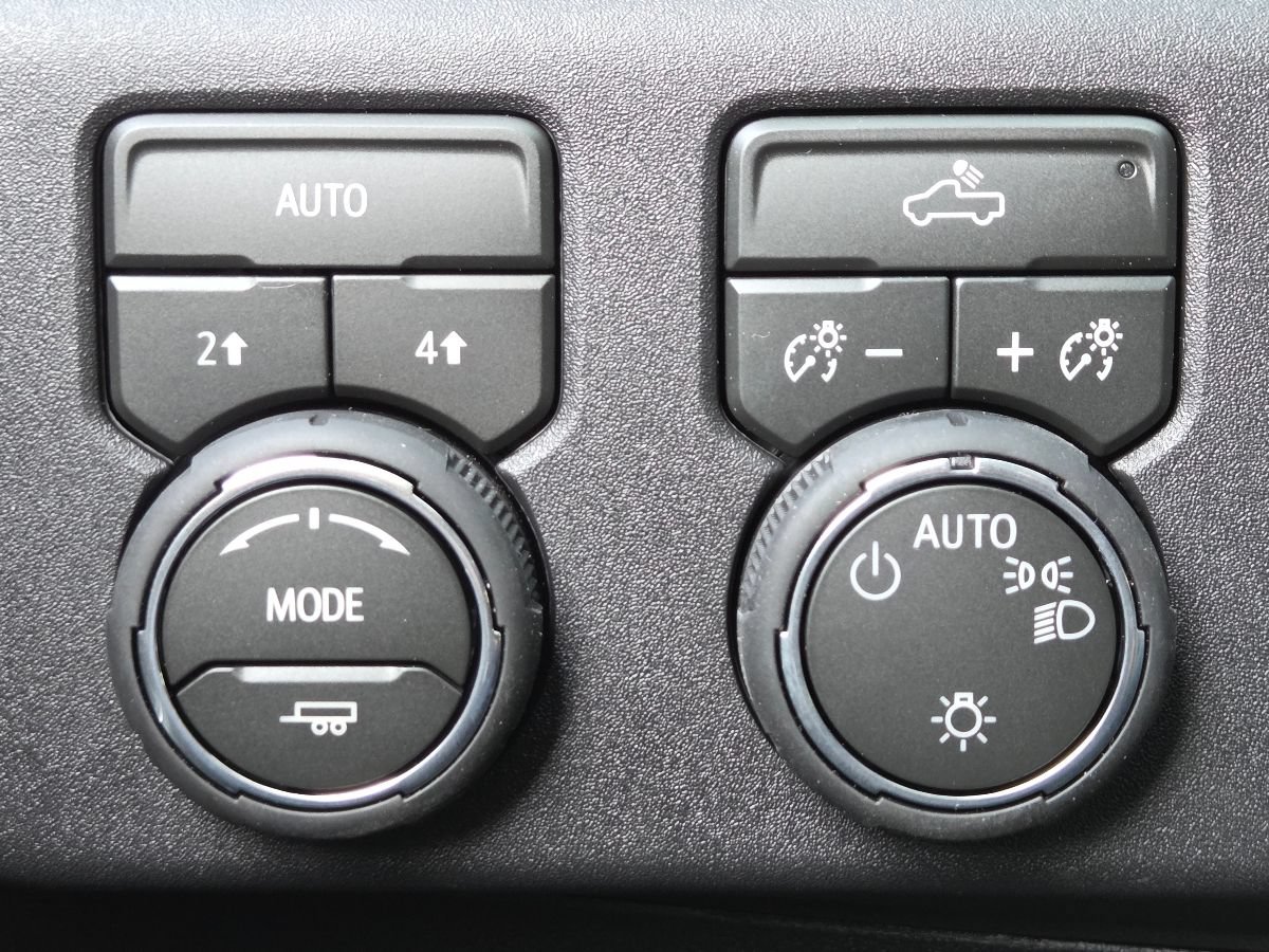 New 2026 Chevrolet Silverado 1500 LT AWD/4WD image 7