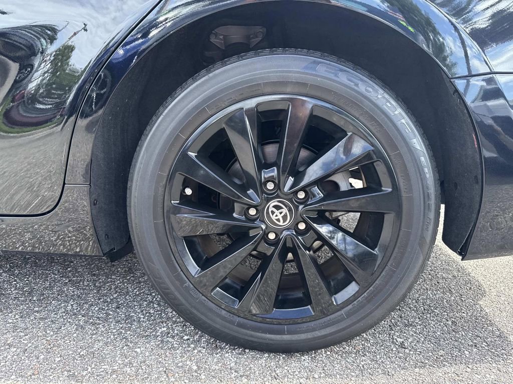 Used 2024 Toyota Camry LE image 11