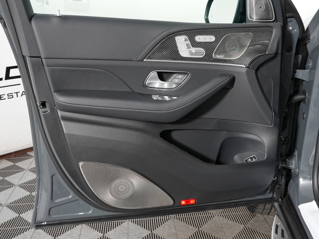 New 2026 Mercedes-Benz GLS 63 AMG 4MATIC image 26