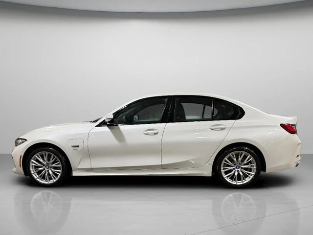Used 2023 BMW 330e xDrive w/ Driving Assistance Package image 7