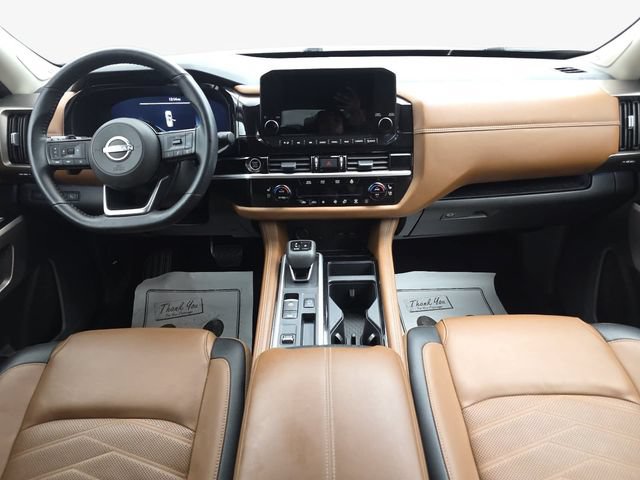 Used 2024 Nissan Pathfinder Platinum w/ Cargo Package FWD image 13