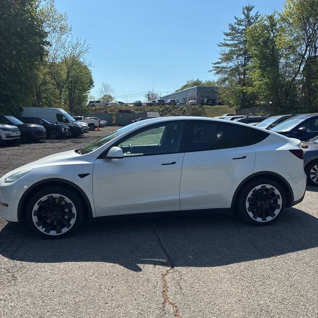 Used 2021 Tesla Model Y Long Range AWD/4WD image 3