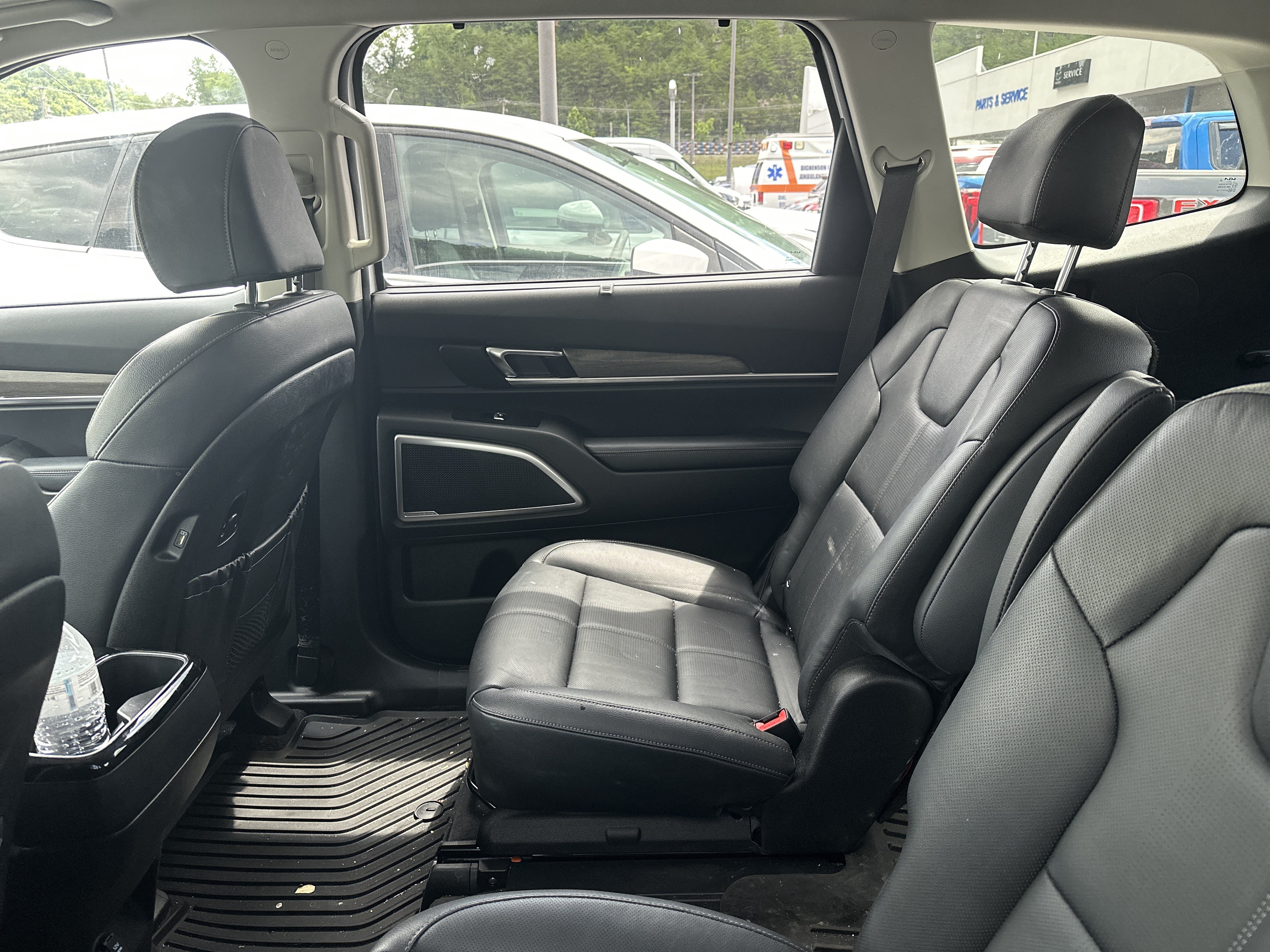Used 2022 Kia Telluride EX w/ EX Premium Package AWD/4WD image 11