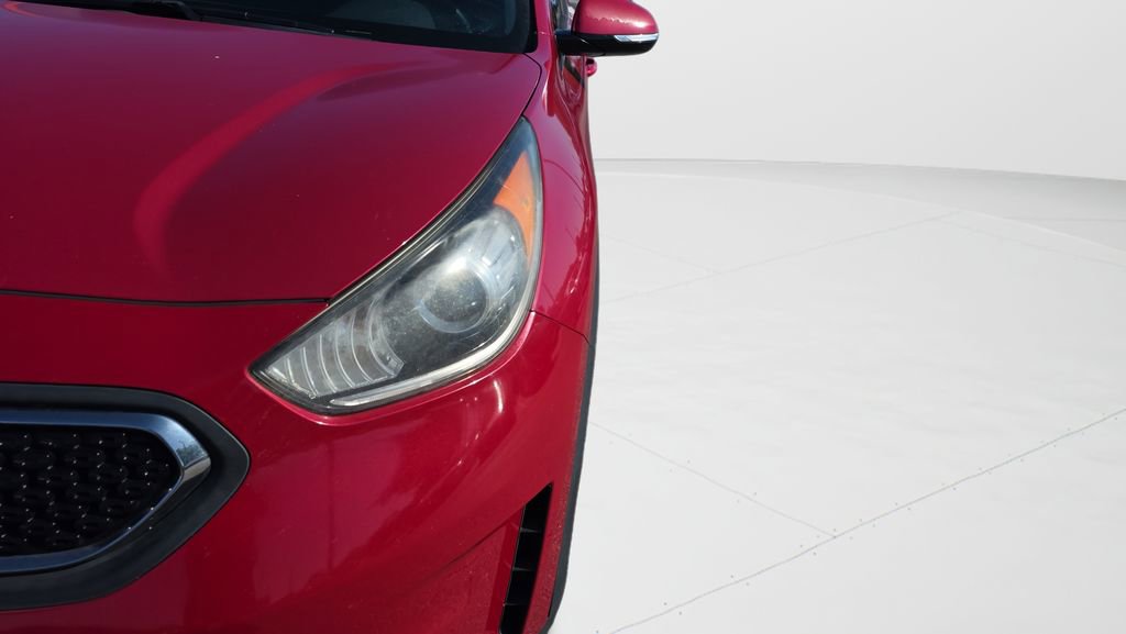 Used 2018 Kia Niro EX FWD image 9