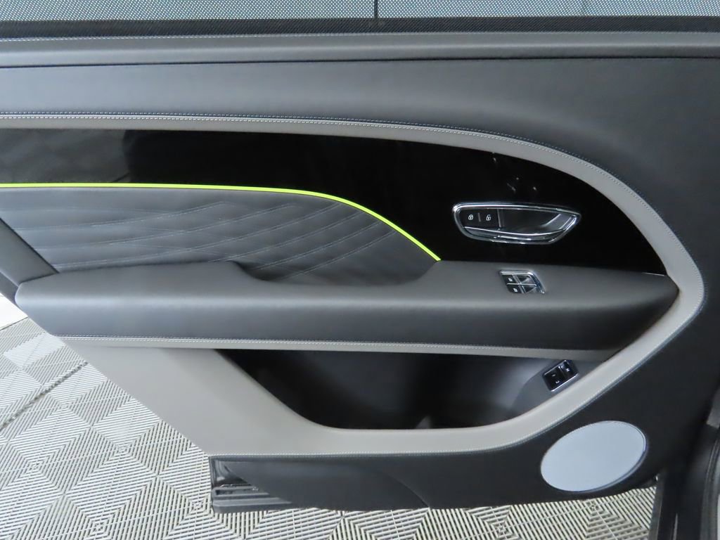 Certified 2023 Bentley Bentayga Extended Wheelbase image 27