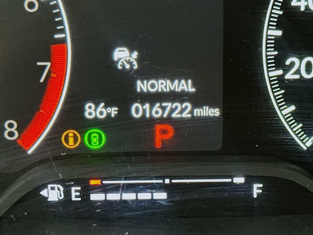 Used 2025 Honda Civic Sport image 29