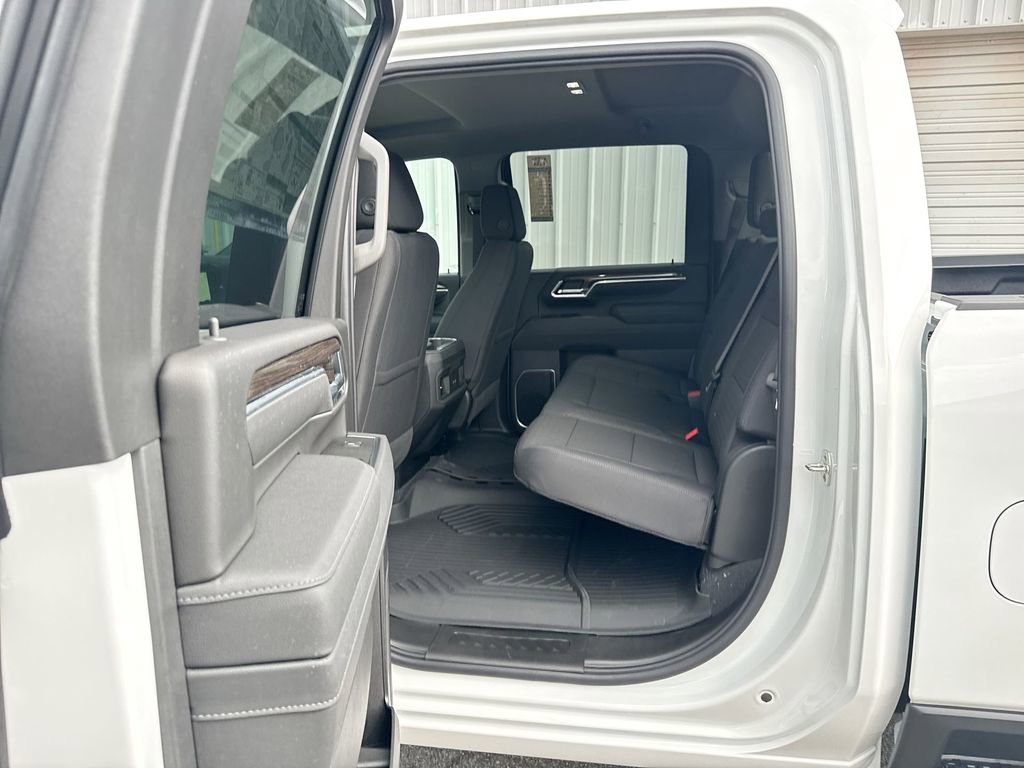 New 2026 Chevrolet Silverado 2500 LT image 29