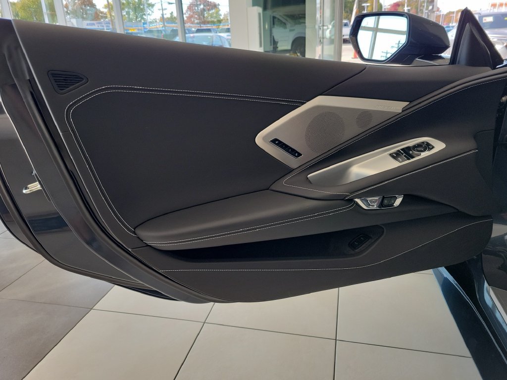 Used 2020 Chevrolet Corvette Stingray Preferred Cpe w/ 2LT Preferred Equipment Group RWD image 14