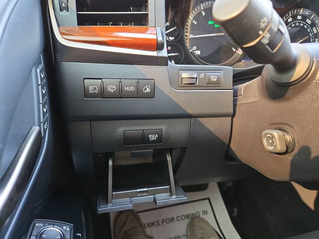 Used 2017 Lexus LX 570 4WD w/ Luxury Package image 21