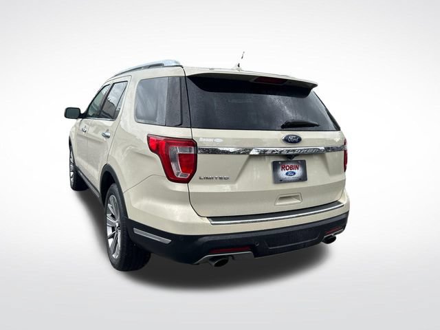 Used 2018 Ford Explorer Limited w/ Ford Safe & Smart Package FWD image 3
