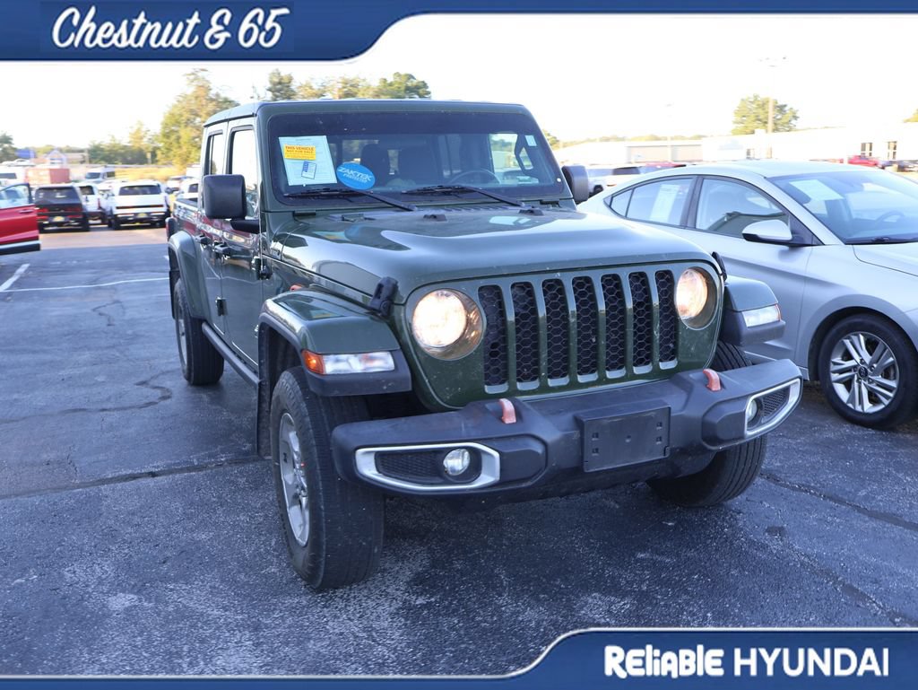 Used 2023 Jeep Gladiator Sport AWD/4WD image 3