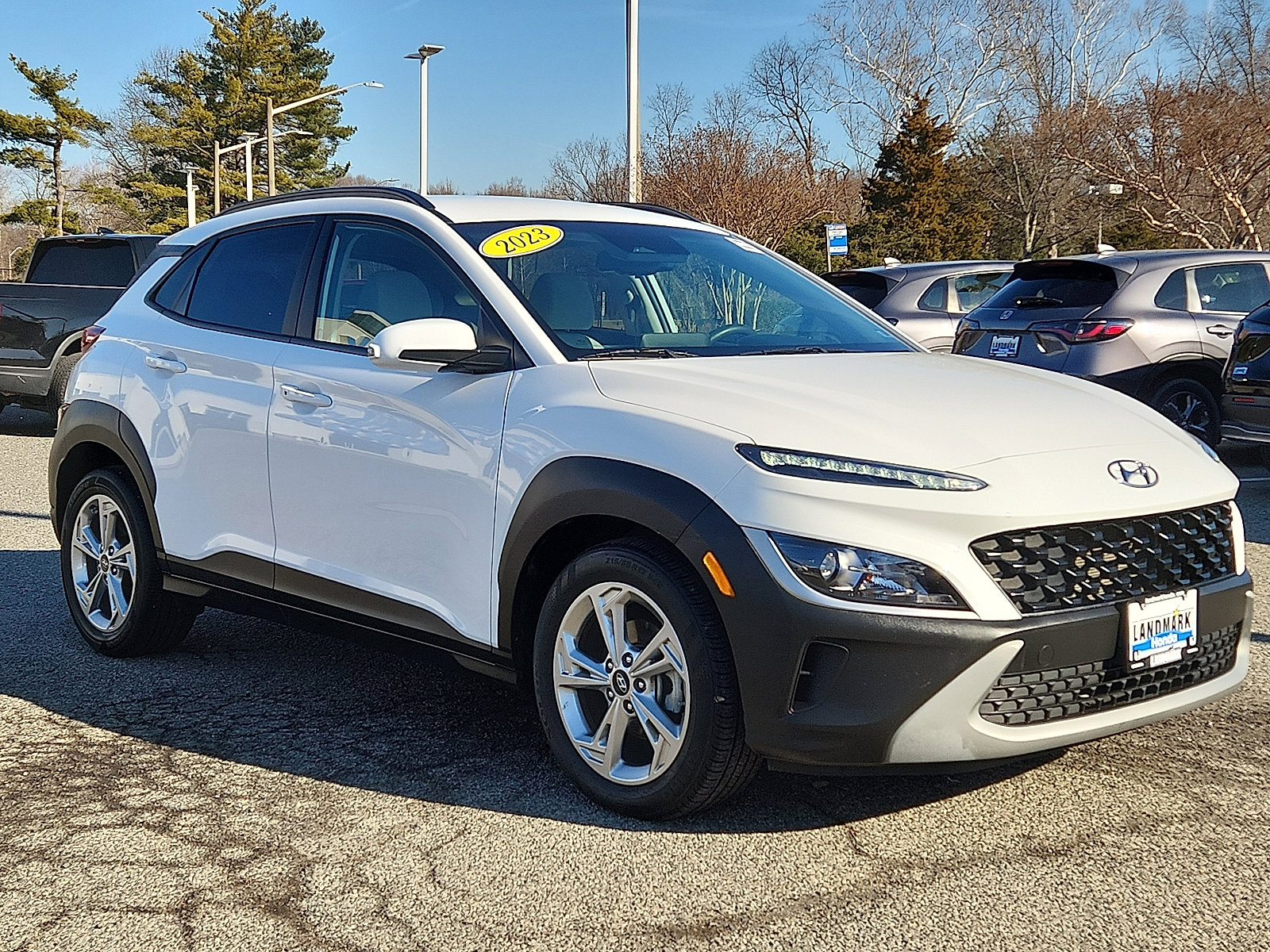 Used 2023 Hyundai Kona SEL image 3