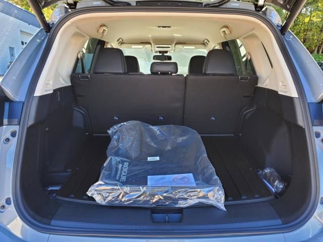 New 2026 Nissan Rogue SV image 18