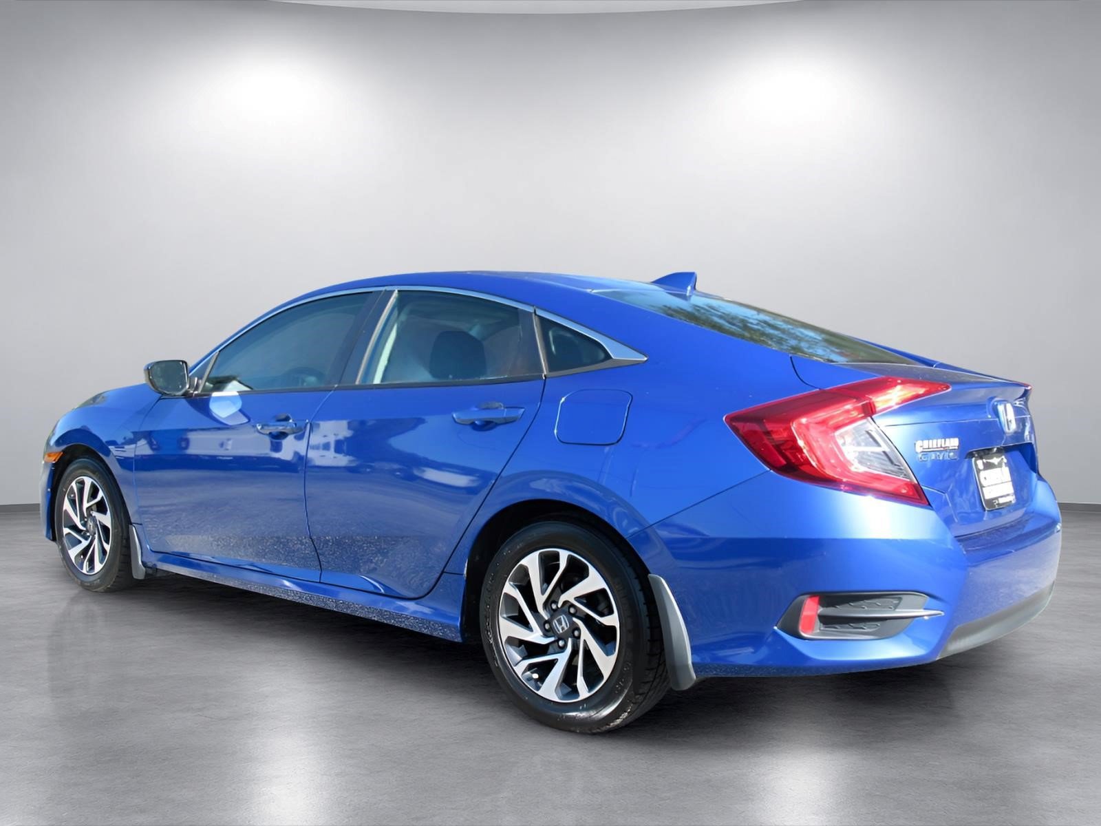 Used 2017 Honda Civic EX image 5